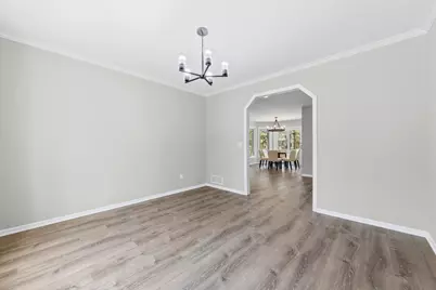 515 Marnie Street S, Maplewood, MN 55119 - Photo 11