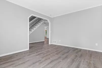 515 Marnie Street S, Maplewood, MN 55119 - Photo 9