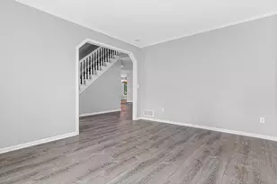 515 Marnie St S, Maplewood, MN 55119 - Photo 9