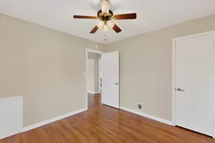 1513 10th Ave NE, Rochester, MN 55906 - Photo 17