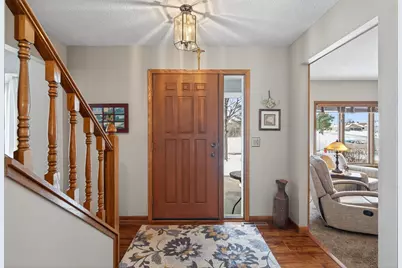 15621 Highview Drive, Apple Valley, MN 55124 - Photo 3