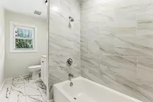 2872 Jackson St, Little Canada, MN 55117 - Photo 15