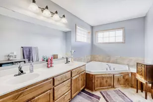 19240 Claremont Dr, Farmington, MN 55024 - Photo 9