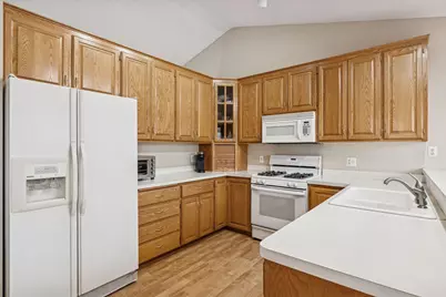 9487 Winslow N, Maple Grove, MN 55311 - Photo 19