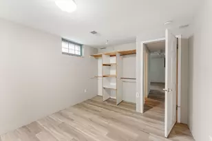 4346 Sheridan Ave N, Minneapolis, MN 55412 - Photo 21