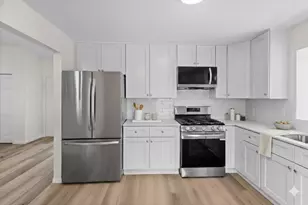 7890 Grinnell Ct E, Lakeville, MN 55044 - Photo 3