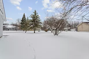 7890 Grinnell Ct E, Lakeville, MN 55044 - Photo 17