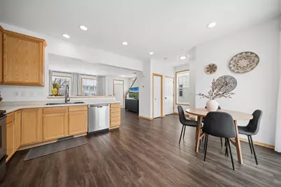 1987 Clover Ridge Drive, Chaska, MN 55318 - Photo 15