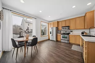 1987 Clover Ridge Dr, Chaska, MN 55318 - Photo 5