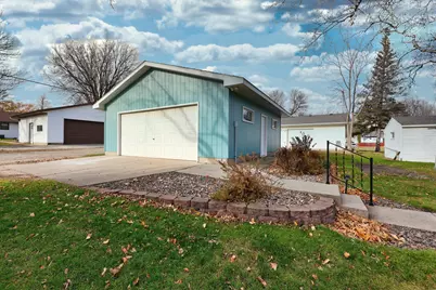 606 S 10th Street, Olivia, MN 56277 - Photo 43