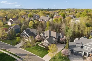 11356 Entrevaux Dr, Eden Prairie, MN 55347 - Photo 77