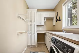 11356 Entrevaux Dr, Eden Prairie, MN 55347 - Photo 27