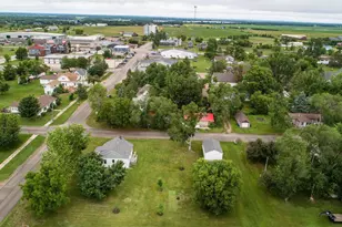 202 Lake Ave S, Ottertail, MN 56571 - Photo 5