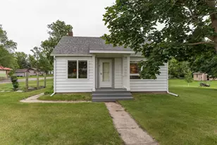 202 Lake Ave S, Ottertail, MN 56571 - Photo 23