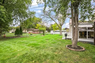 9109 Northwood Pkwy, New Hope, MN 55427 - Photo 29