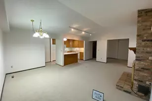 1160 Black Oaks Ln N, Plymouth, MN 55447 - Photo 3