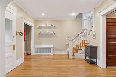 885 Linwood Avenue, Saint Paul, MN 55105 - Photo 9