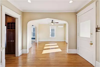 885 Linwood Avenue, Saint Paul, MN 55105 - Photo 9