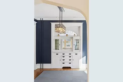 885 Linwood Avenue, Saint Paul, MN 55105 - Photo 17