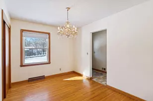 3925 Victoria St, Minnetonka, MN 55345 - Photo 17