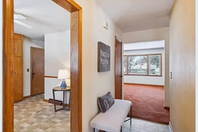 3925 Victoria Street, Minnetonka, MN 55345 - Photo 5