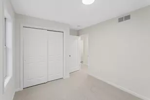 2210 Irving Ave N, Minneapolis, MN 55411 - Photo 11