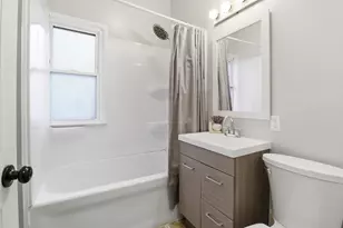 676 Geranium Ave E, Saint Paul, MN 55106 - Photo 9