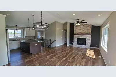 8686 Cole Court, Inver Grove Heights, MN 55076 - Photo 3