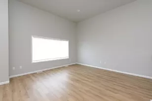 2387 Eagle Vly Dr S, Fargo, ND 58104 - Photo 9