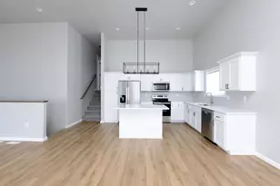 2387 Eagle Vly Dr S, Fargo, ND 58104 - Photo 3