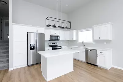 2387 Eagle Valley Drive S, Fargo, ND 58104 - Photo 5