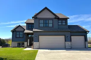 2260 Starburst Dr SW, Rochester, MN 55902 - Photo 1