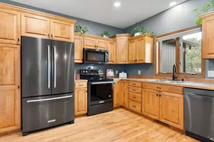 1602 26th St SW, Austin, MN 55912 - Photo 23