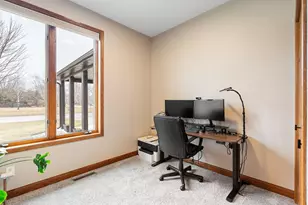 1602 26th St SW, Austin, MN 55912 - Photo 39