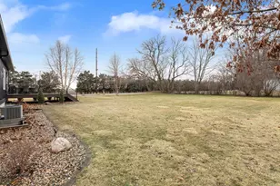 1602 26th St SW, Austin, MN 55912 - Photo 11