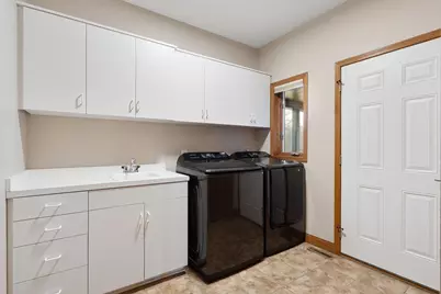 1602 26th Street SW, Austin, MN 55912 - Photo 39