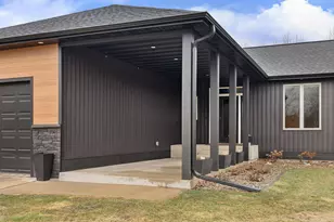 1602 26th St SW, Austin, MN 55912 - Photo 5