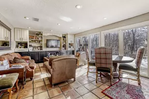 2081 Meeting St, Wayzata, MN 55391 - Photo 5