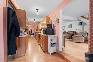 656 Lincoln Dr, Wyoming, MN 55092 - Photo 7