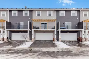 11916 Emery Village Dr N, Champlin, MN 55316 - Photo 37