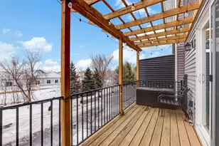 11916 Emery Village Dr N, Champlin, MN 55316 - Photo 35