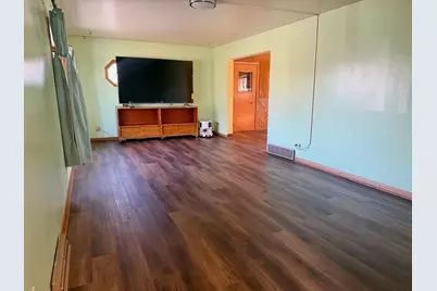 1025 Pershing Boulevard, Worthington, MN 56187 - Photo 5