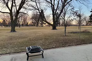 1025 Pershing Blvd, Worthington, MN 56187 - Photo 7