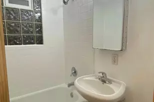 1068 Arundel St, Saint Paul, MN 55117 - Photo 7