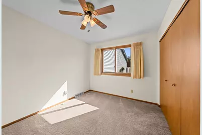 38558 Grand Avenue, North Branch, MN 55056 - Photo 15