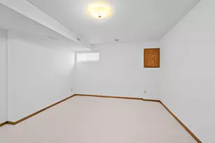 38558 Grand Ave, North Branch, MN 55056 - Photo 27