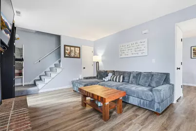 4673 Jackstone Point, Eagan, MN 55122 - Photo 5