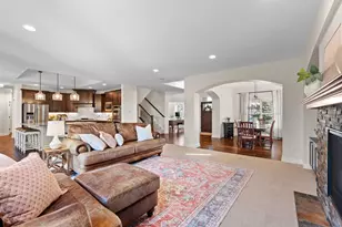 11668 Azure Ct, Inver Grove Heights, MN 55077 - Photo 11