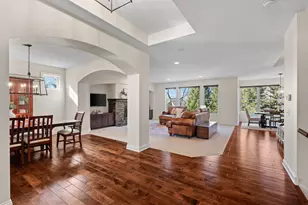 11668 Azure Ct, Inver Grove Heights, MN 55077 - Photo 7