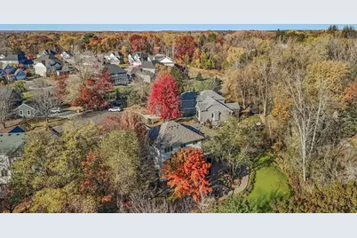 440 Elsie Inn, Mahtomedi, MN 55115 - Photo 59